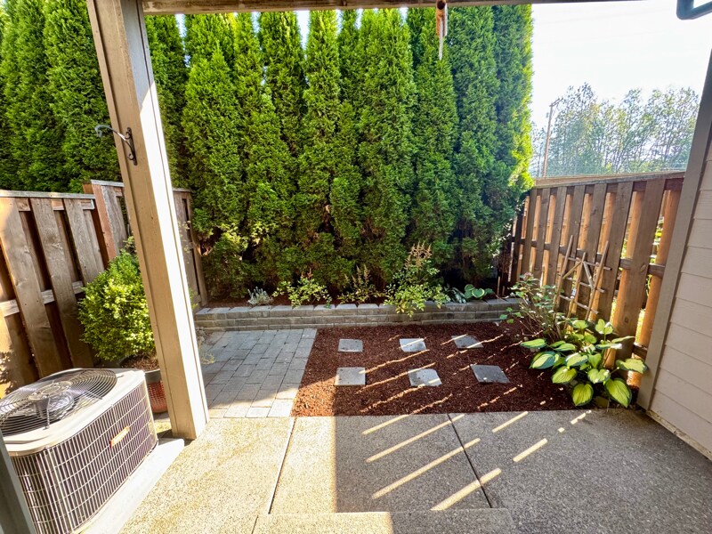 Building Photo - 13582 SW Beach Plum Terrace