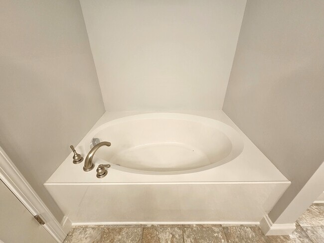 Building Photo - 121 Marianne Ln