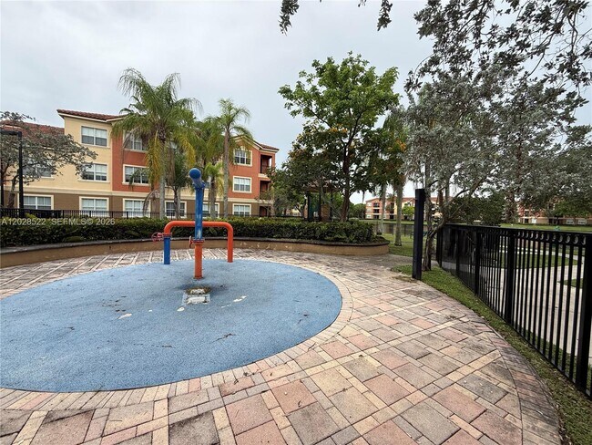 Building Photo - 4704 SW 160th Ave