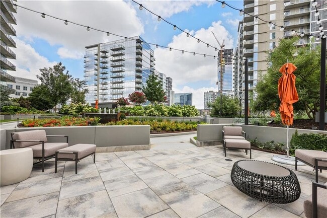 Building Photo - 1080 Peachtree St NE