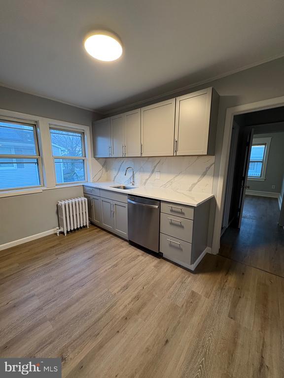 Building Photo - 1224 Newton Ave