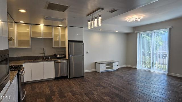 Building Photo - 28 N 3rd St