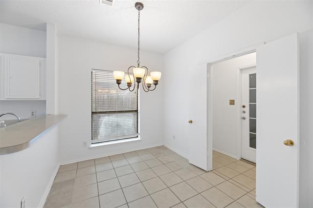 Building Photo - 5205 Wood Creek Ln