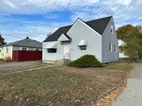 Building Photo - 3 Bed 1 Bath Shadle Park Home - Large Garage