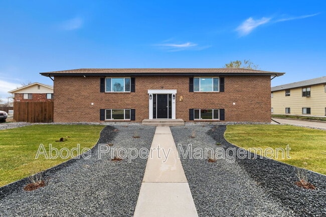 Primary Photo - 138 Glenda Dr