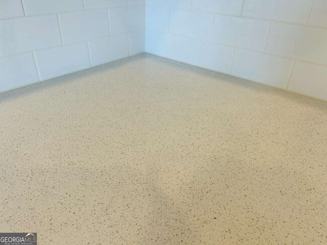 Building Photo - 140 Reese St