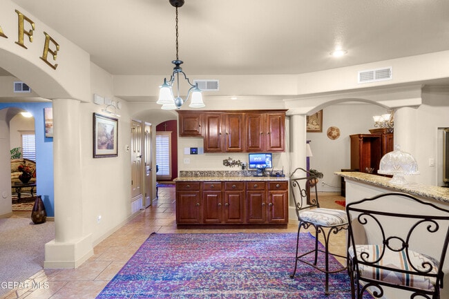 Building Photo - 6032 Valle Espanola Ln