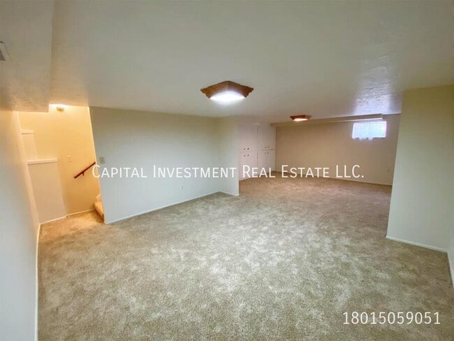 Building Photo - 1455 E 4230 S