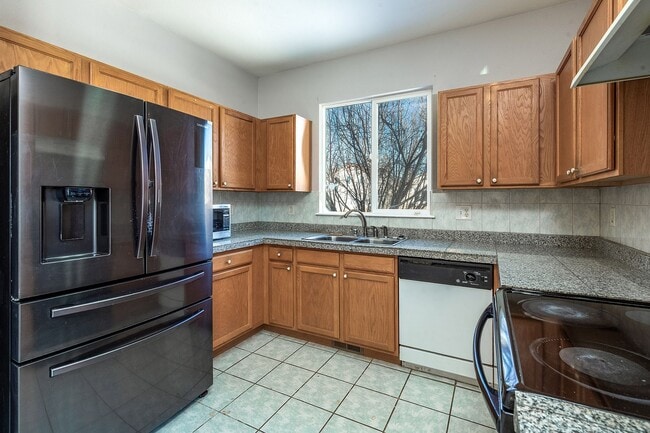 Building Photo - 2 Story Single Family Home for Rent in Springs Ranch Area