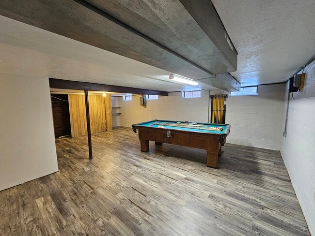 Lower level recreation room - 3589 Delmar Dr