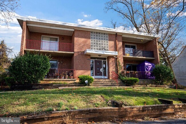 Primary Photo - 6511 Parsons Ave