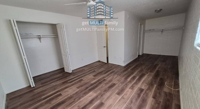 Building Photo - 8407 E Coronado Rd