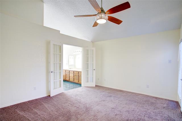 Building Photo - 10702 Tall Oak Dr