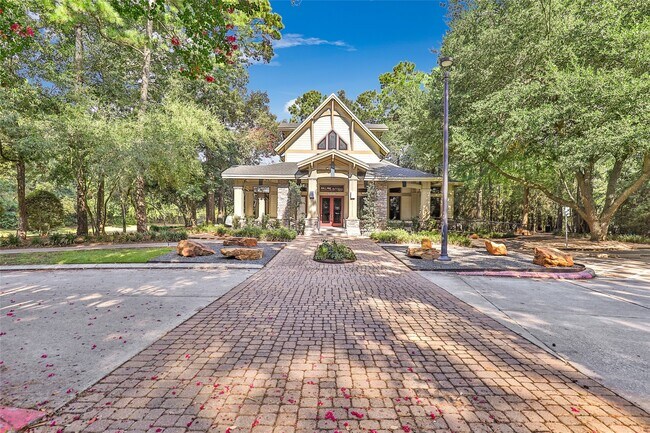 Building Photo - 12310 May Pop Path