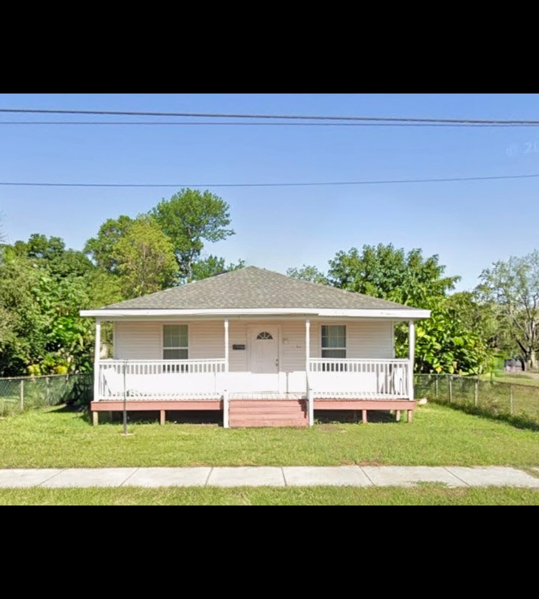 Building Photo - 1824 St Maurice Ave