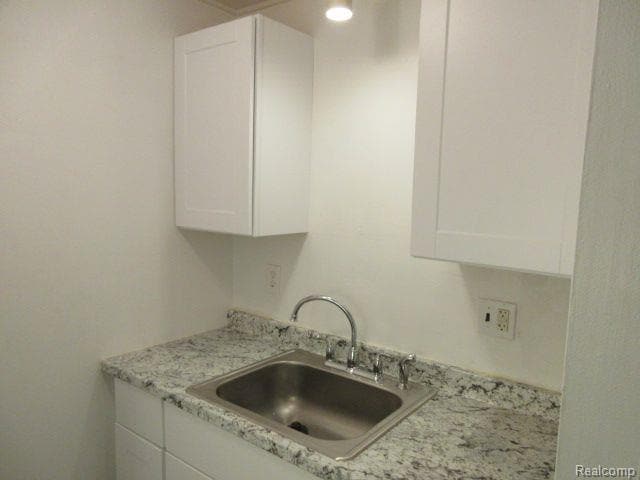 Building Photo - 31831 Grand River Ave