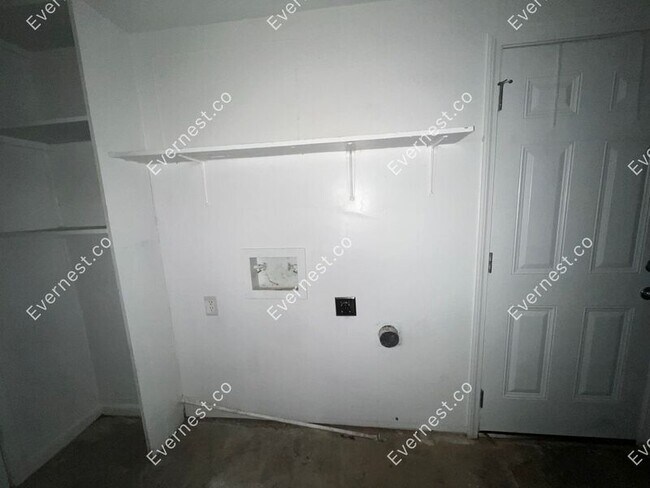 Building Photo - 8022 W 28th St