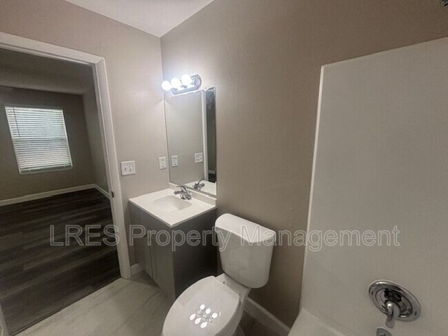 Building Photo - 958 Salt Pond Pl