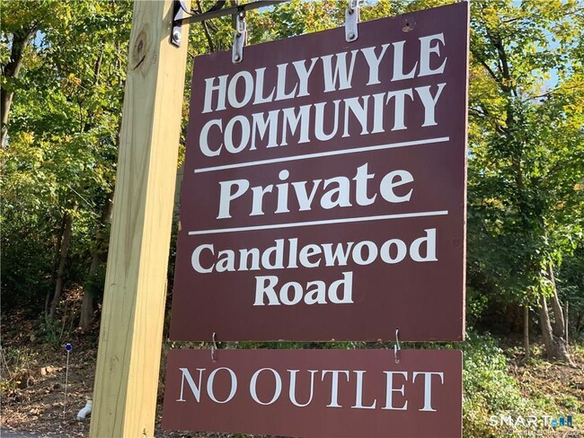 Building Photo - 11 Candlewood Rd