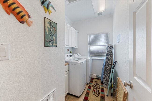 Building Photo - 23919 Termini-San Luis Pass Rd