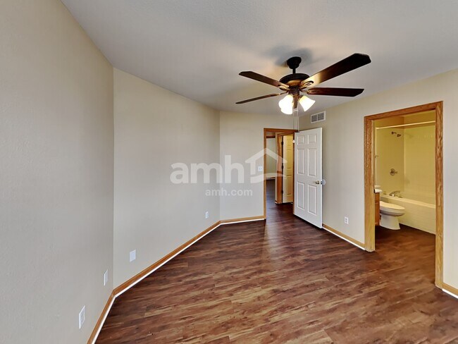 Building Photo - 3808 Ironhorse Drive