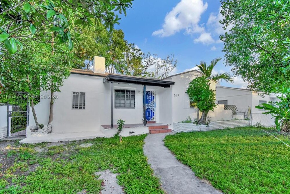 Building Photo - 547 NW 49th St