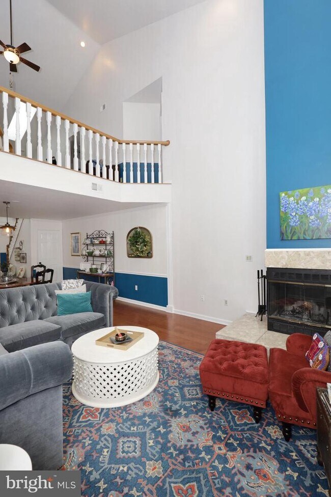 Building Photo - 455 Fortress Way