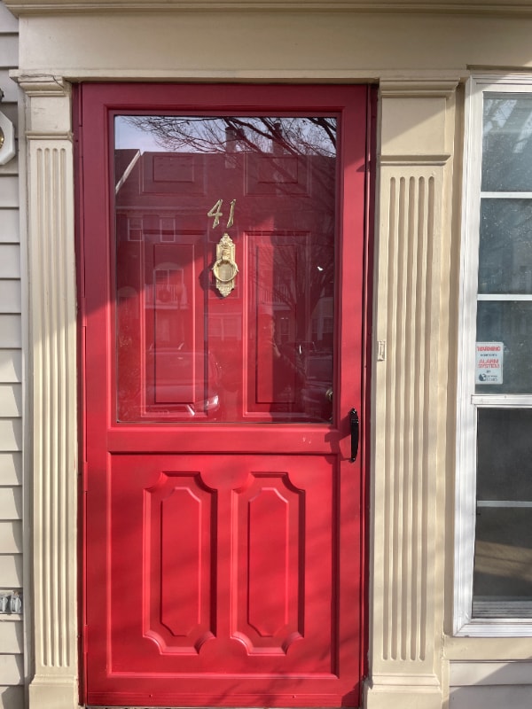 Building Photo - 41 Walnut St