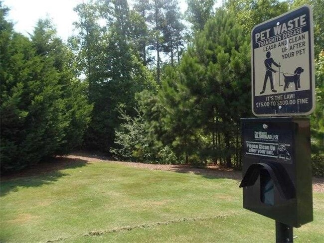 Building Photo - 6265 Crested Moss Dr