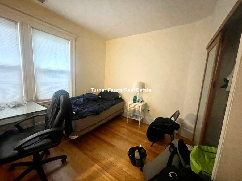 Building Photo - 207 Boston Ave