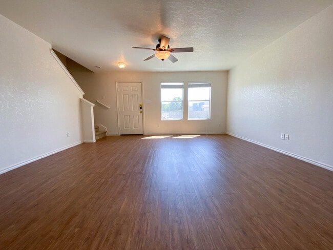 Building Photo - 3215 Northwest Blvd