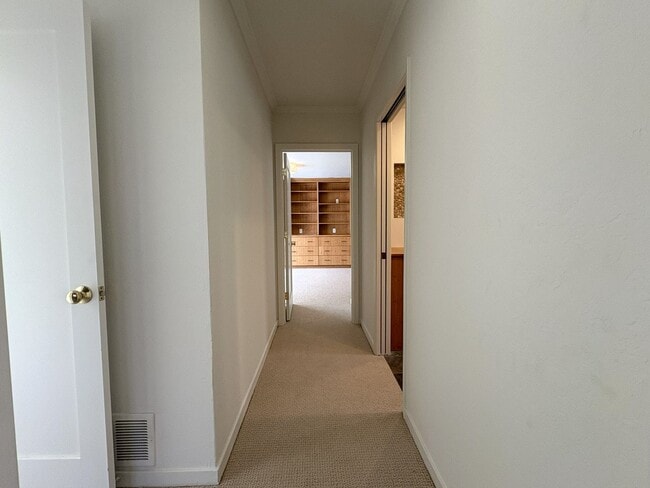 Building Photo - Beautiful Palo Alto Home with In-Law Suite, Central AC & Heated Pool