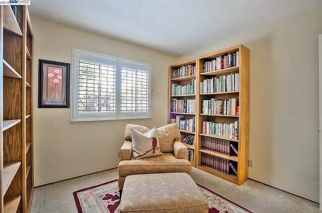 Building Photo - 36264 Brighton Ct