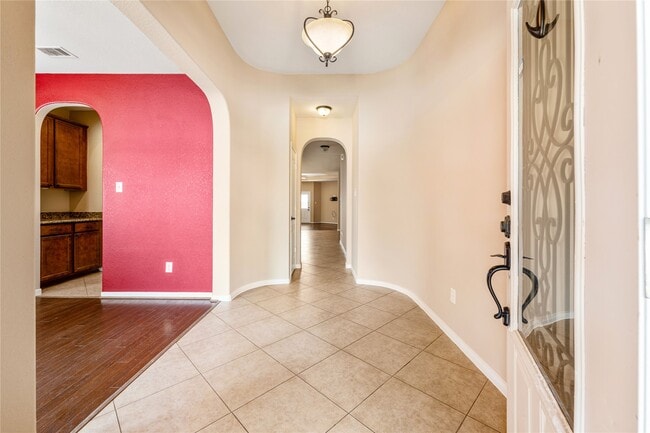 Building Photo - 19735 Dayton Springs Dr