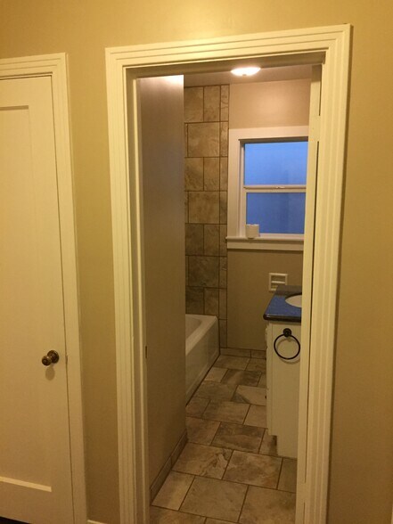 Building Photo - 3007 Perryman Way