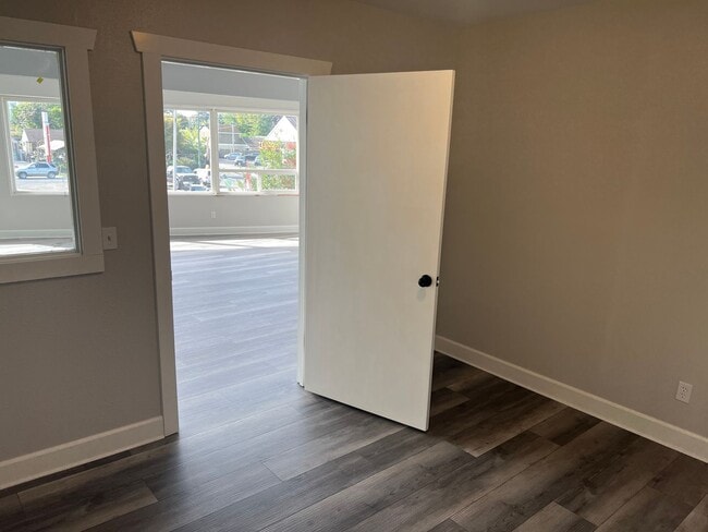 Building Photo - Commercial Space