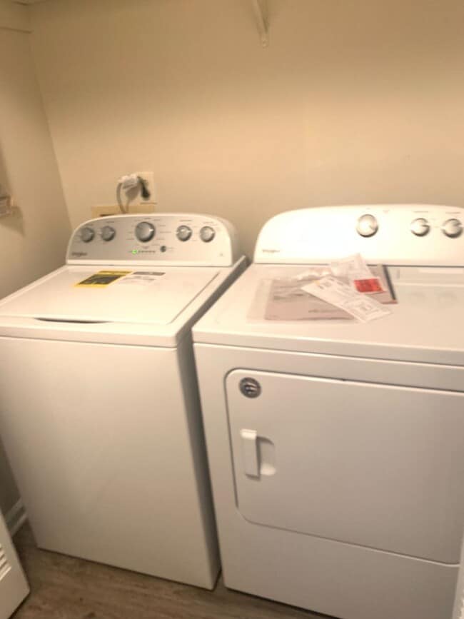 Building Photo - 720-C Powell Drive ~ 3 bedroom townhome just a short distance from the NC State Fairgrounds