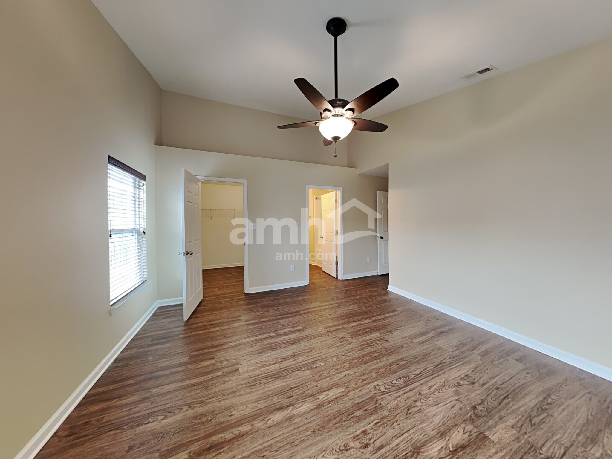 Building Photo - 12725 Braddock Ln