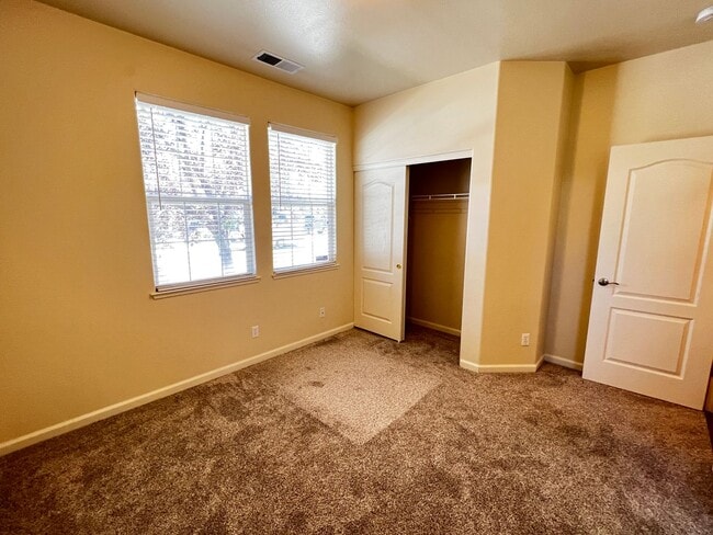Building Photo - Damonte Ranch Home for Rent