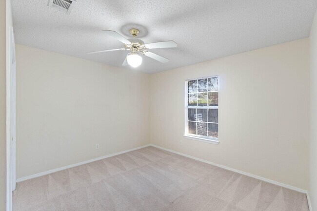 Building Photo - 4591 Scarlet Dr