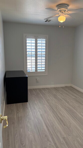 guest room 2 - 11057 Piedmont Valley Ave