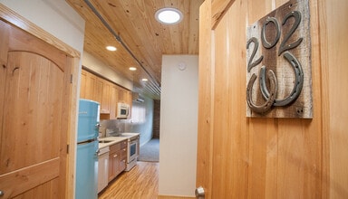 Building Photo - 80 W Water St