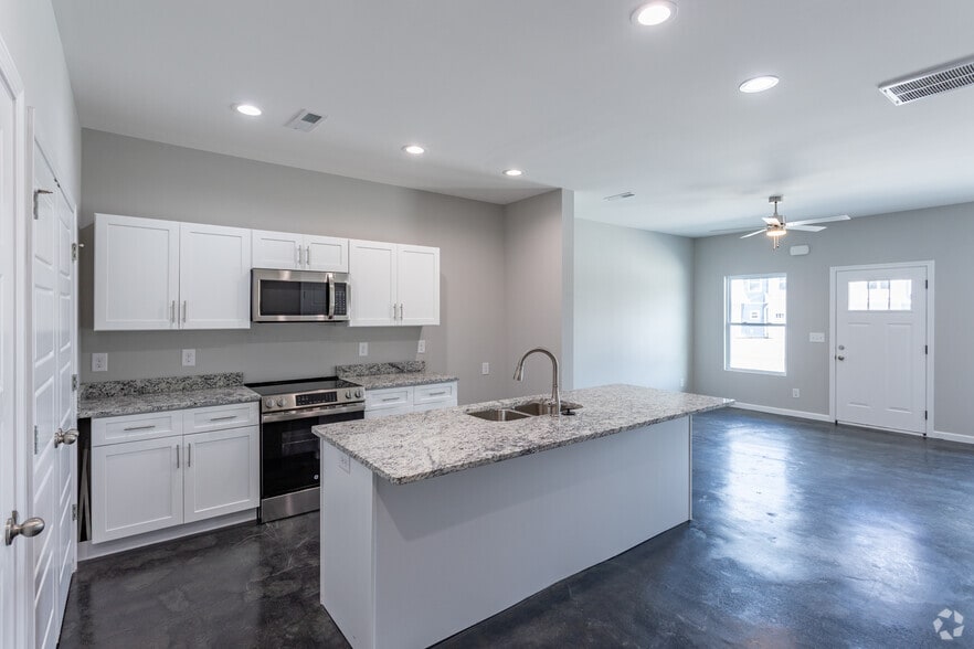 3BR, 2.5BA - 1100SF - Kitchen - Caney Commons