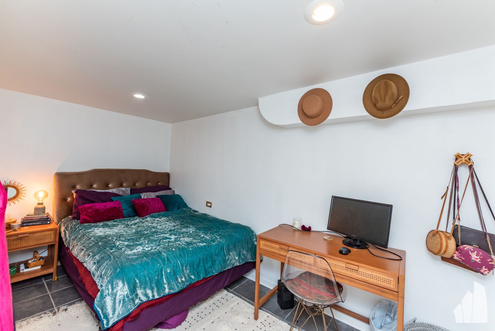 Building Photo - 2005 W Race Ave