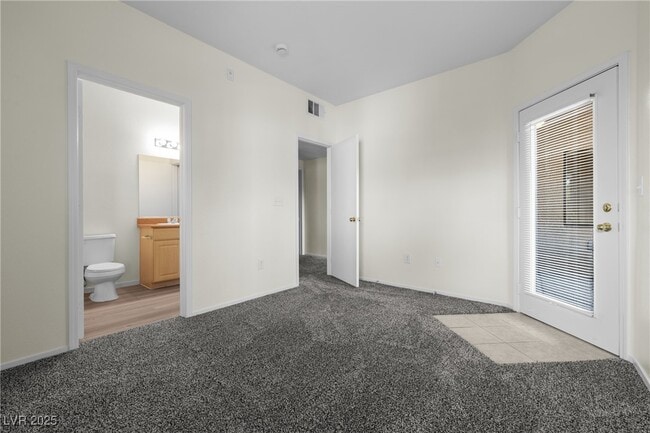 Building Photo - 8250 N Grand Canyon Dr
