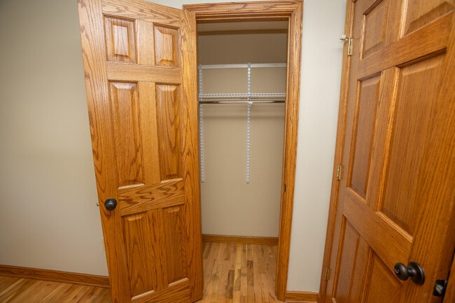 Building Photo - 409 Donna Bella Pl