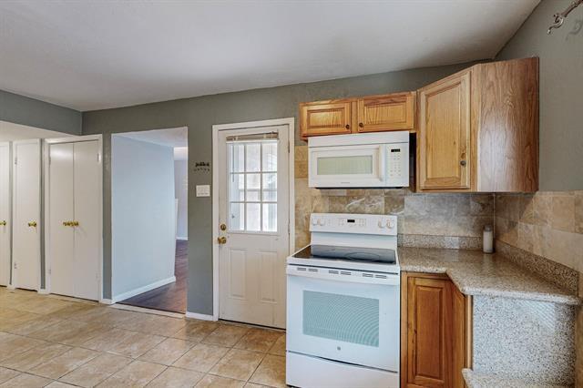 Building Photo - 13818 Methuen Green Dr