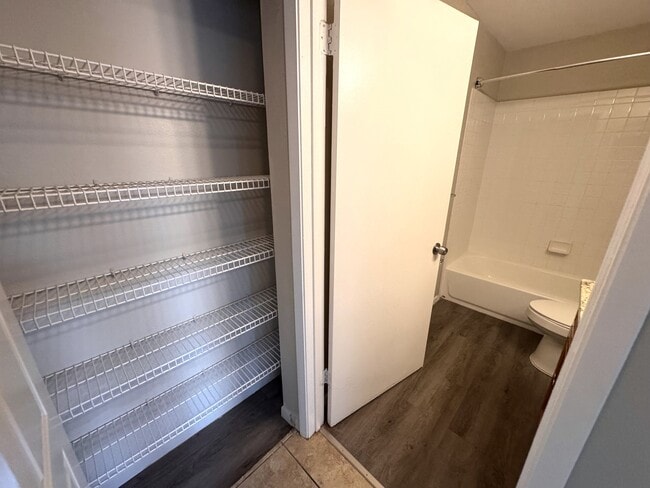 Building Photo - 2544 Woodgate Blvd