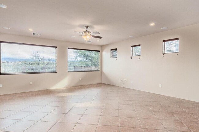 Building Photo - 13915 E Cienega Creek Dr