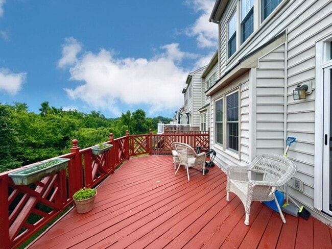Building Photo - 13531 Flowerfield Dr
